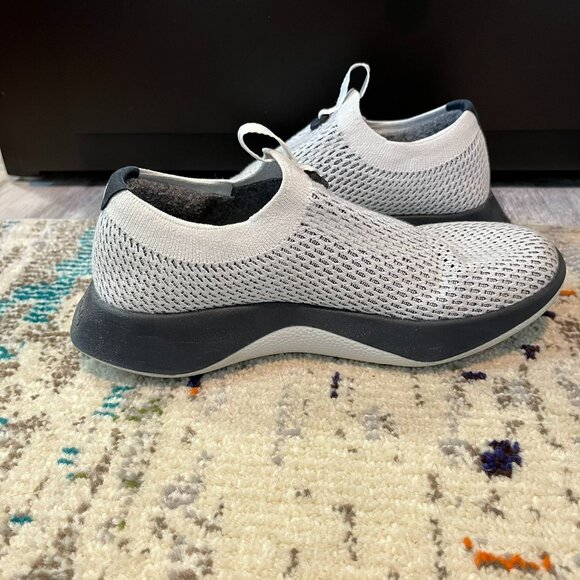 Allbirds Tree Dasher Relay W's Sneakers, Blizzard w/ Black Sole, Size 6.5 - Picture 3 of 10